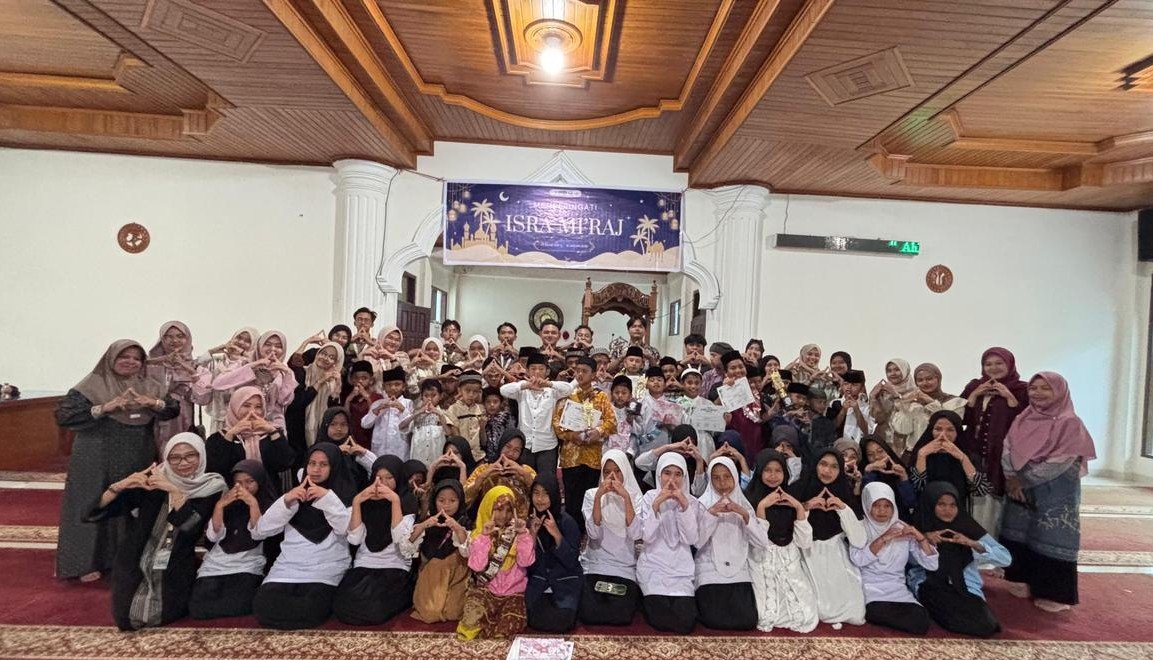 Semarak Peringatan Isra Miraj di Masjid Al-Munawwarah 